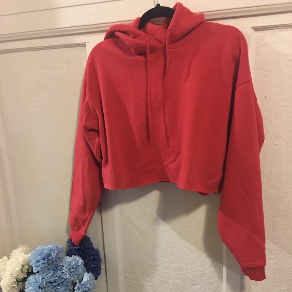 ‘Out From Under’ Cropped Sweatshirt